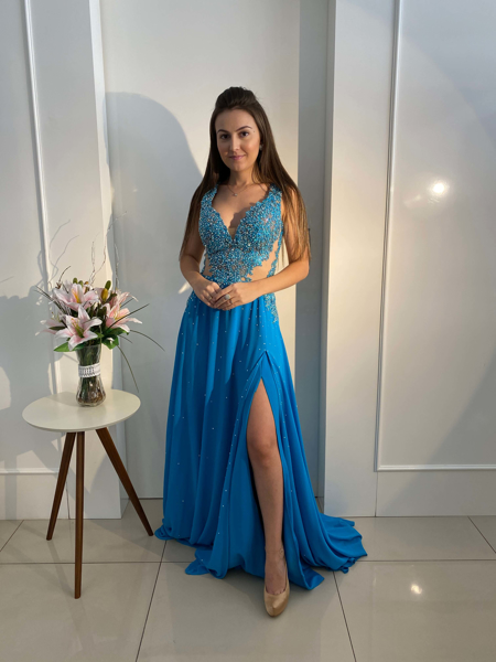 cor azul celeste vestido