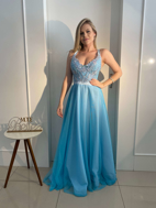 Imagem de Vestido azul princesa